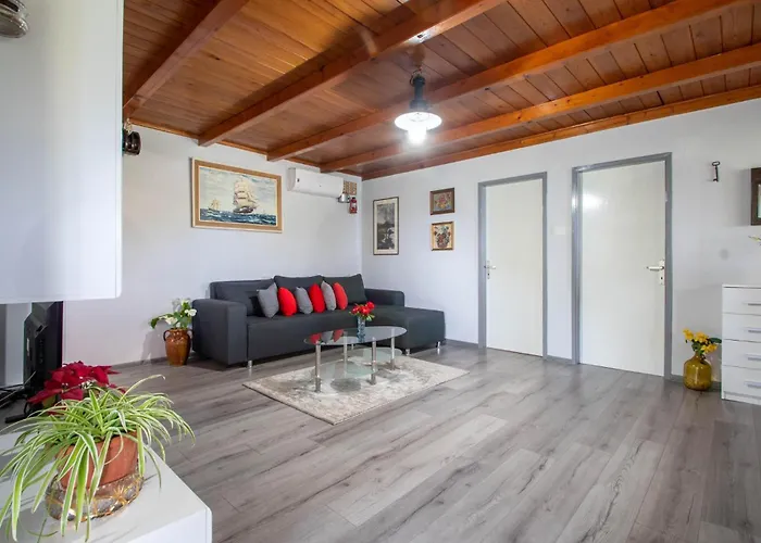 Tankaraca Bb Croatia *