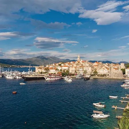Tankaraca Bb Croatia * Vela Luka