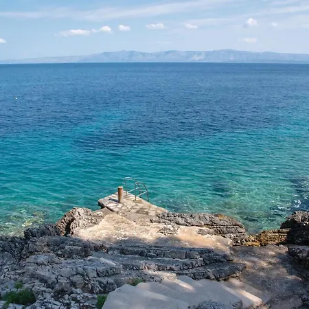 Holiday Home Tankaraca Bb Croatia Otocic Osjak