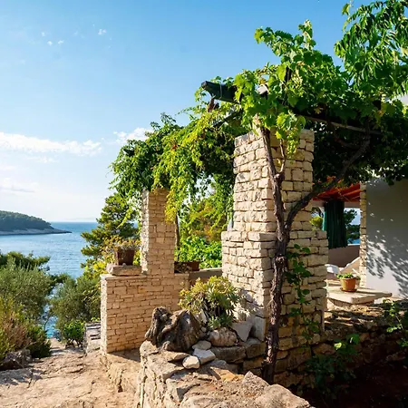 Holiday Home Tankaraca Bb Croatia Vikendica Otocic Osjak