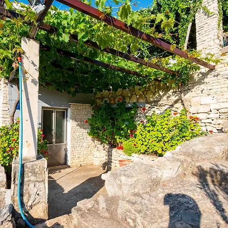 Vikendica Holiday Home Tankaraca Bb Croatia Otocic Osjak